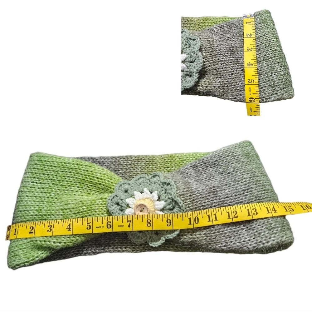 Hand Crafted Crochet Winter 3pc Set Green Ombré Beanie Scarf gloves wool floral